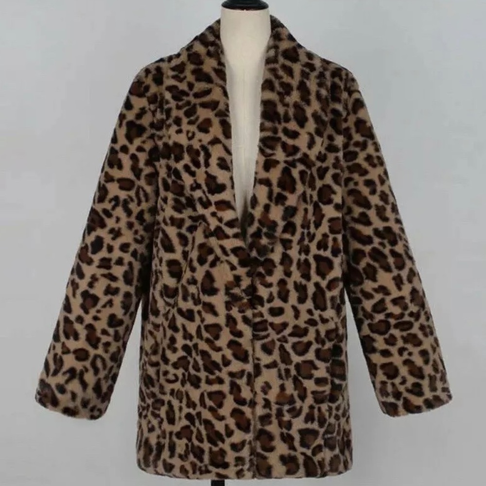 Restocked!! Leopard Vegan Fur Coat Jacket - Picture 3 of 5